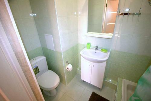 Diona Apartment