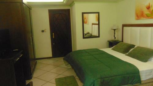 Hotel Spa Laje De Itauna