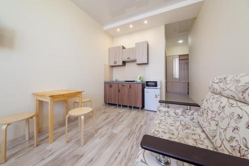 Apartment On Neftyanikov 22