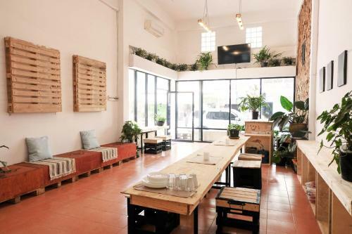 Albergue Dinba Poshtel