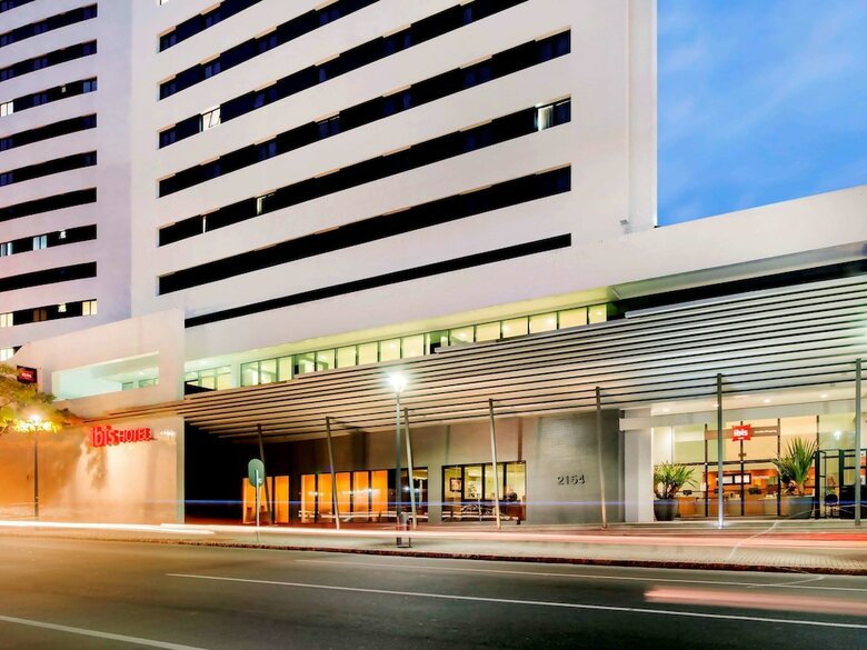 Hotel Ibis Curitiba Shopping