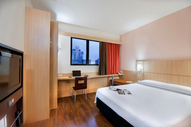 Hotel Ibis Curitiba Shopping
