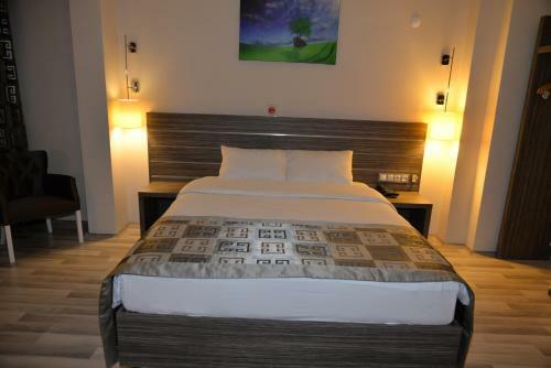 Enar Hotel