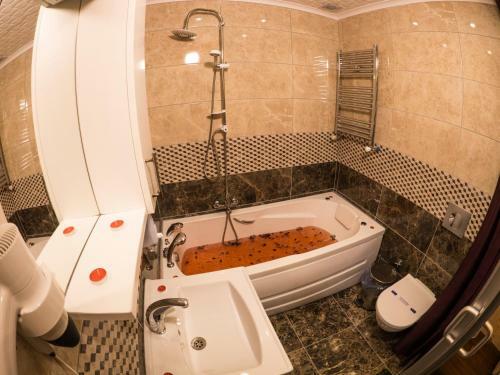 Elif Inan Hotel