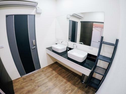 Go On Vacation Hostel