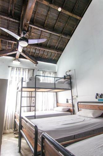 Pisces Youth Hostel