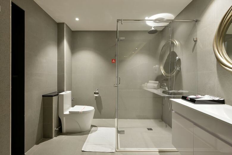 M Hotel