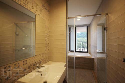 Sheng Shine Forest Resort