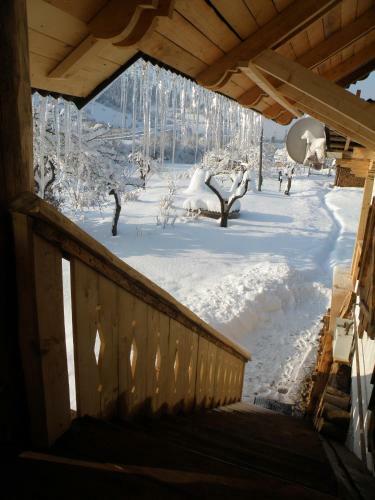 Hostal Salamandra Village