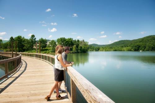 Hotel Stonewall Resort