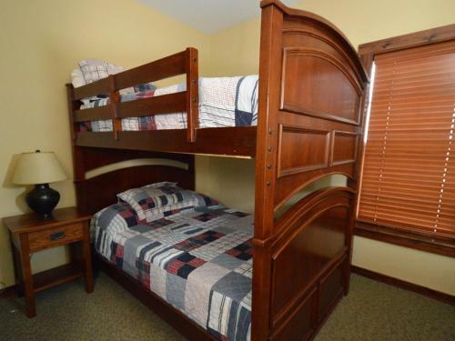 3 Br: Soaring Eagle 104