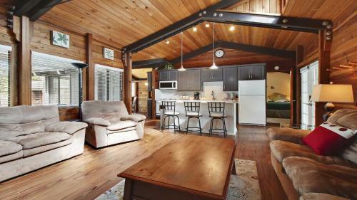 Muskrat 2 Three-bedroom Home