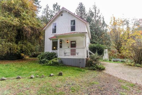 Peaceful Farm Rental In Sequim