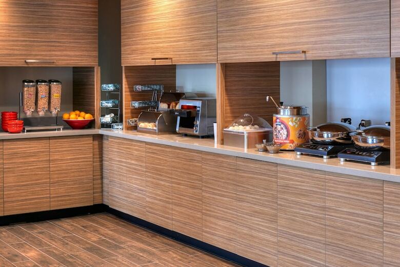 Hotel Towneplace Suites By Marriott Cleveland Solon
