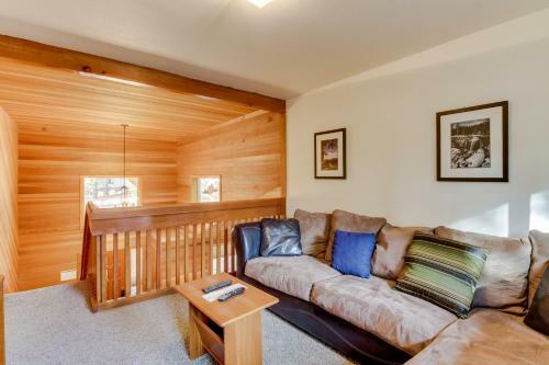 8 Lofty