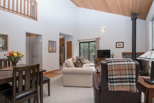 Casita Hideaway Home