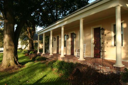 Posada The Inn At Houmas House Plantation