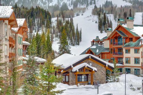 Powderhorn Lodge 102: Sego Lily Suite