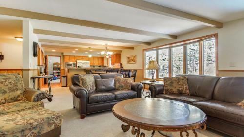Conifer 9 Five-bedroom Home