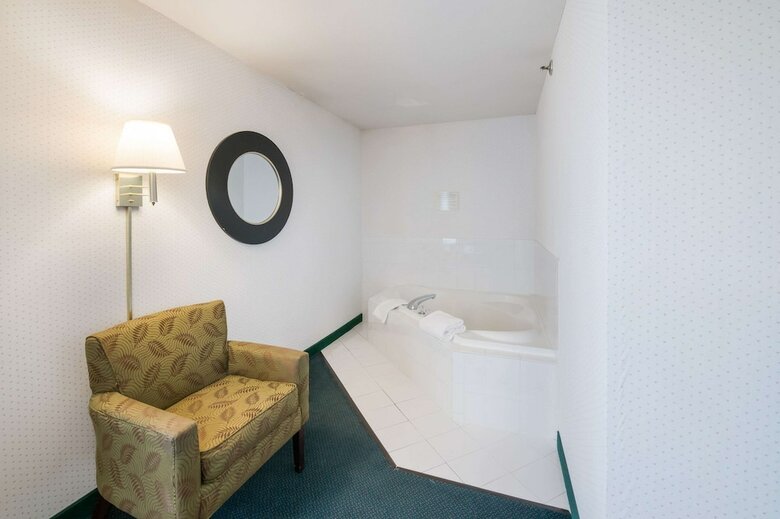 Hotel Rodeway Inn Urbana Champaign University Area