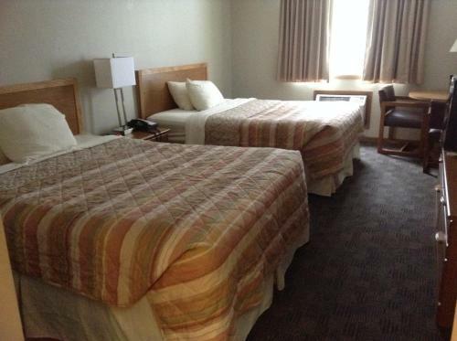 Sunrise Inn Hotel