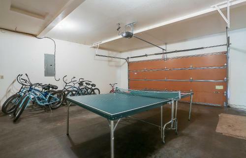 3 Tumalo-ac-hot Tub-4br/3ba