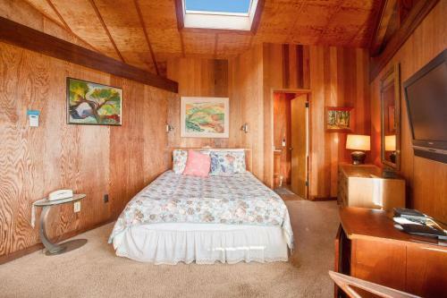 Curtis-moulton Retreat