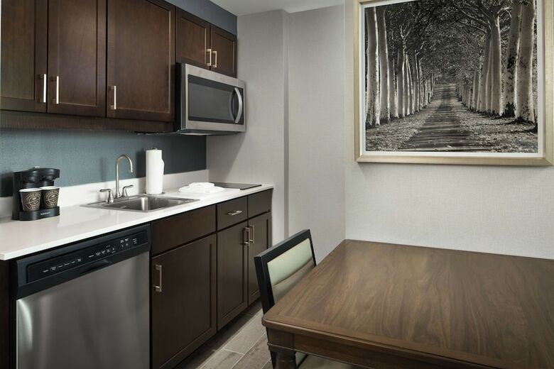 Hotel Homewood Suites By Hilton Teaneck Glenpointe
