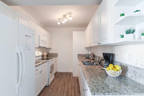 Aparthotel Yacht Club Modern Luxury Apartments