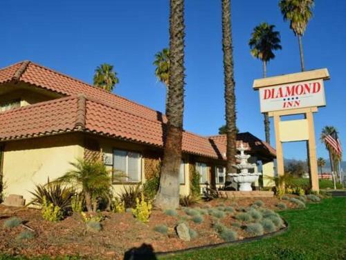 Motel Diamond Inn
