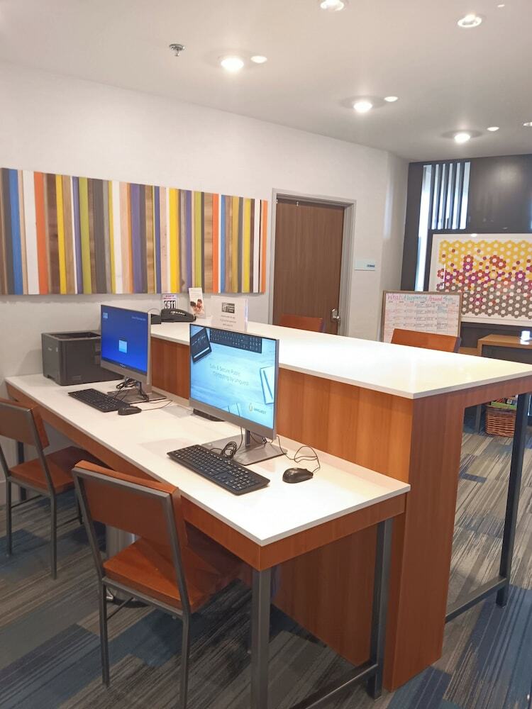 Hotel Holiday Inn Express & Suites Racine
