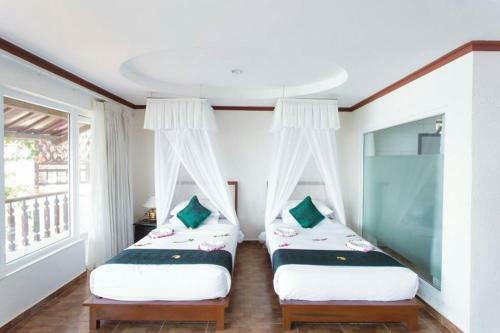 Hotel Rock Water Bay
