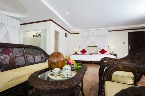 Hotel Rock Water Bay