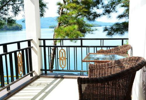 Hotel Phu Ninh Lake Resort