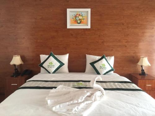 Hotel Phu Ninh Lake Resort