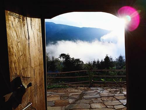 Bed & Breakfast Discover Y Ty Homestay