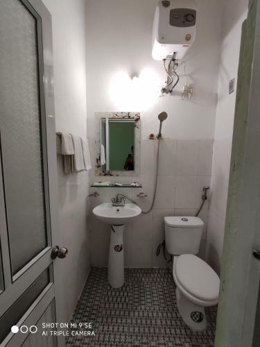 Hostal Ly Hoan Guesthouse