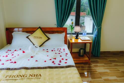 Bed & Breakfast Phong Nha Love Homestay