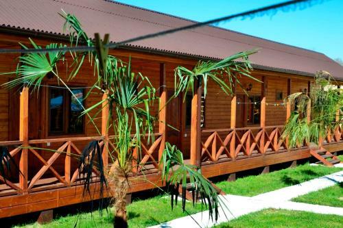 Hostal Hotel Ldzaa