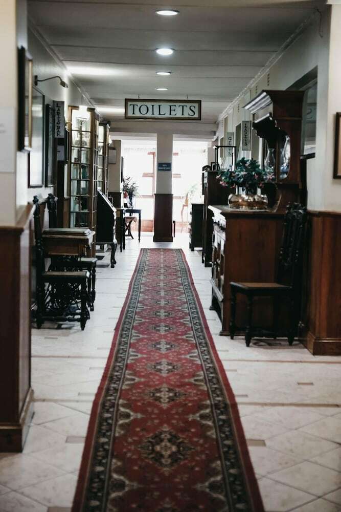 Hotel Karoo Country Inn
