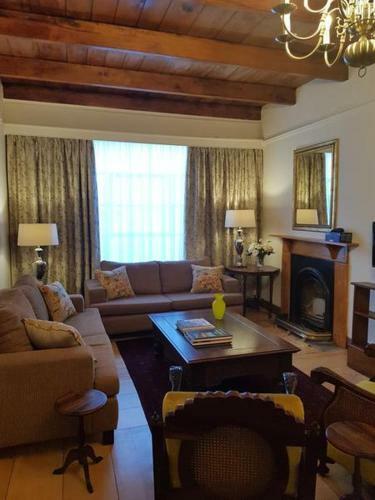 Hostal Uniondale Manor Guesthouse
