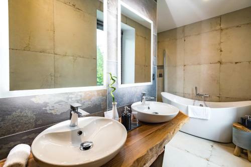 Clos L'abbe, Piscine & Spa - Demeure De Prestige