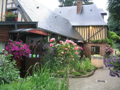 Posada Auberge Du Val Au Cesne
