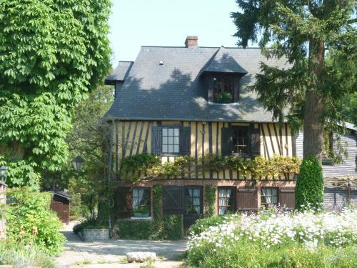 Posada Auberge Du Val Au Cesne