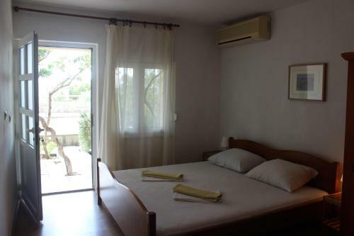 Hostal Apartmani Miro Opacak