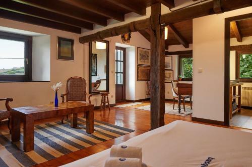 Altamira - Basque Stay