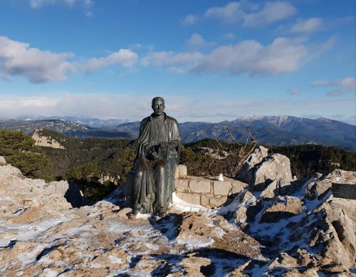 Posada Santuari Mare De D�u Del Mont Restaurant-hostatger�a