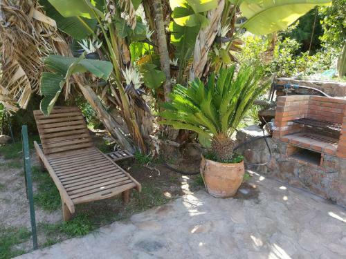 Casa Florida Con Piscina Compartida