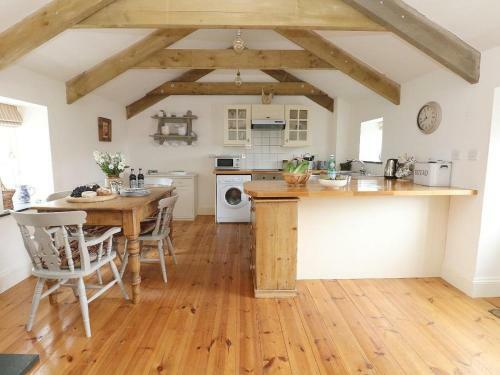 Trevoole Barn, Camborne