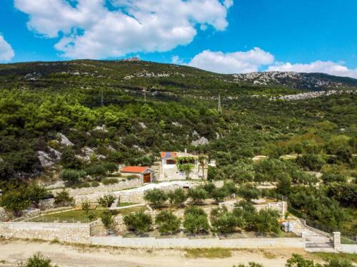 Holiday Home Angelo (tgr520)